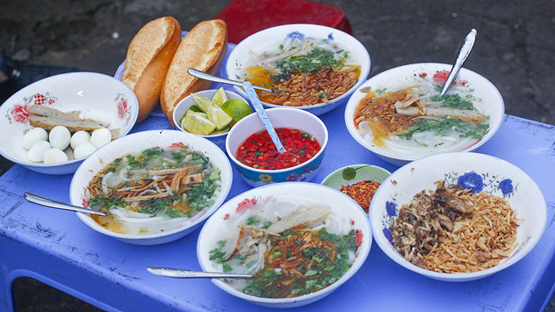Bánh canh ruộng thơm ngon nức mũi tại Đà Nẵng