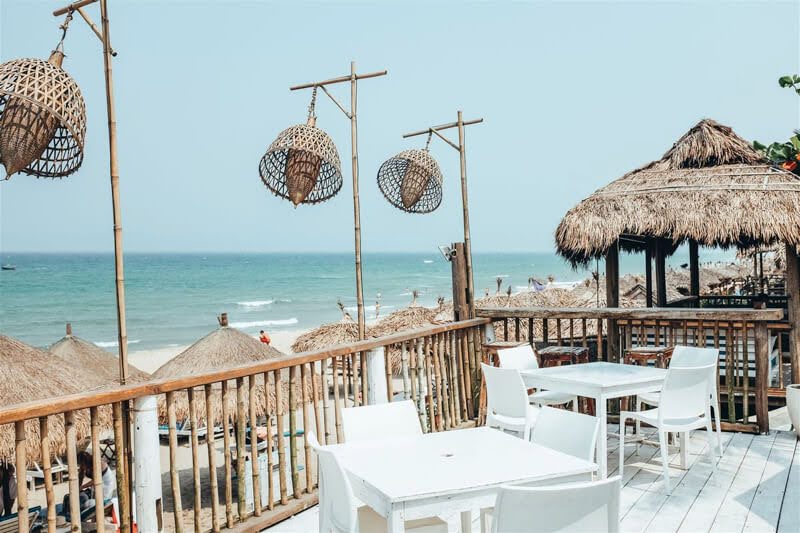 Ở Đâu Khi Du Lịch Hội An? So Sánh Phố Cổ – Biển – Vùng Quê (2026 Guide) 2 an bang beach hoi an sunrise
