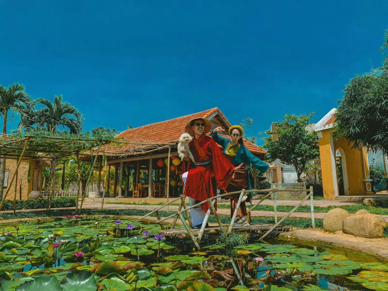 L&agrave;ng Việt Nam tại c&ocirc;ng vi&ecirc;n Ấn Tượng Hội An