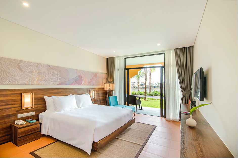 Phòng Hoi An Memories Resort & Spa được thiết kế theo phong cách tối giản