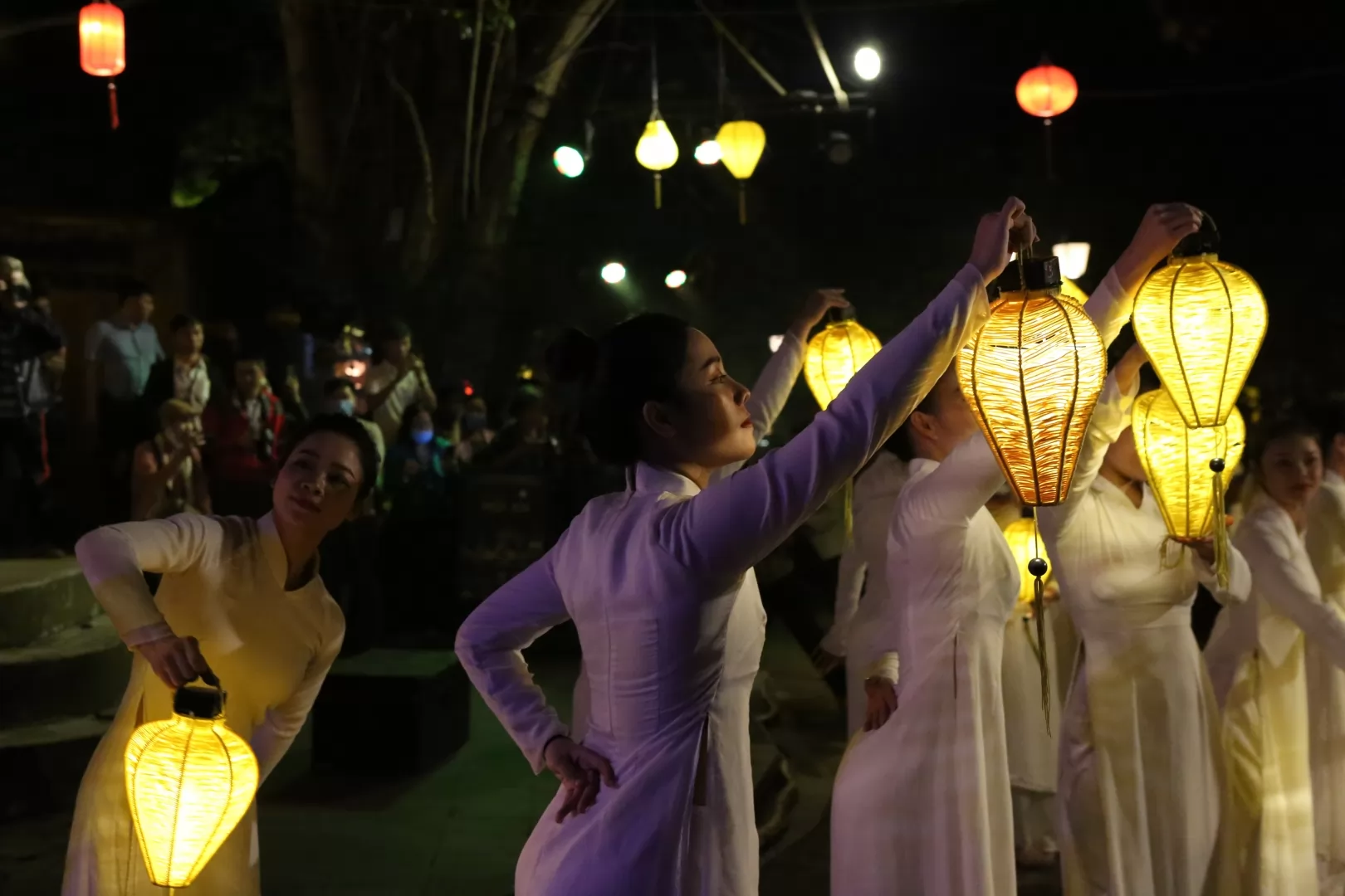 HỘI AN - NGÀY TỈNH GIẤC