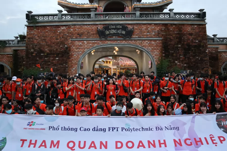 Chào đón trường Phổ thông Cao đẳng FPT Polytechnic Đà Nẵng đến tham quan Công viên Ấn tượng Hội An