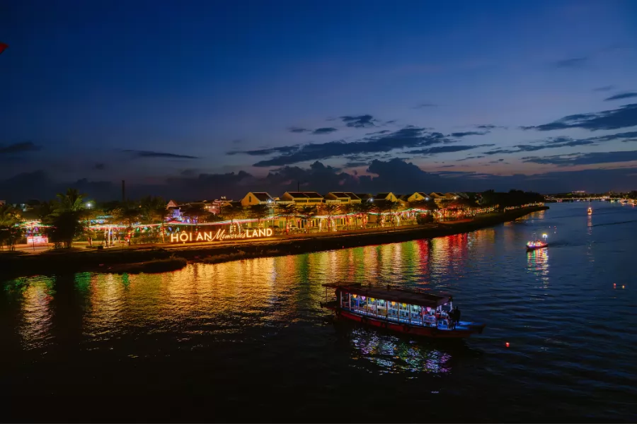 Bạn đã bỏ lỡ điều gì ở Hội An sau khi mặt trời lặn?