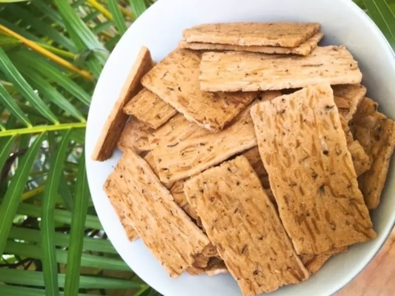 B&aacute;nh dừa nướng gi&ograve;n rụm k&iacute;ch th&iacute;ch vị gi&aacute;c mọi thực kh&aacute;ch