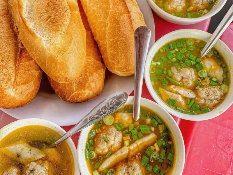 Bánh mì xíu mại