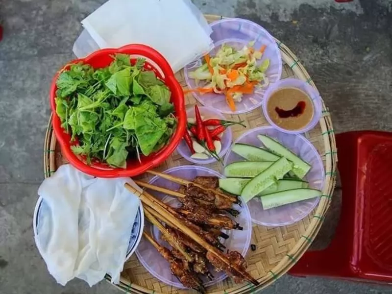 Bánh ướt thịt nướng