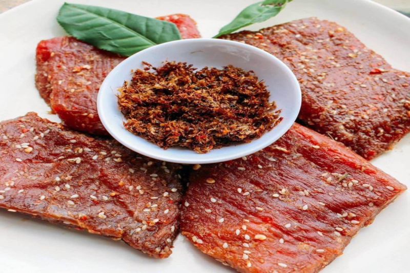 Bảo quản bò một nắng đúng cách giúp giữ trọn vẹn hương vị của món ăn.