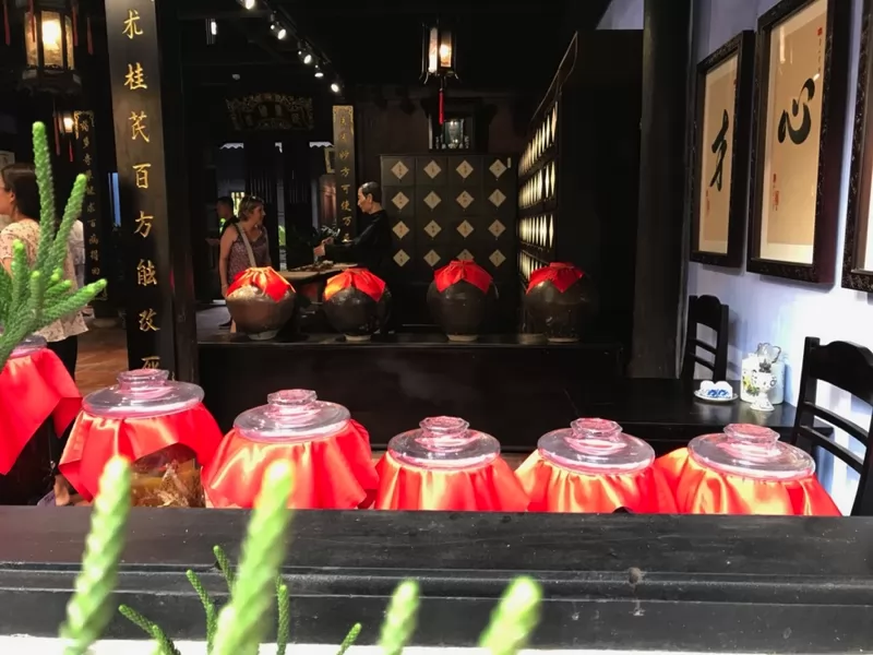 Kh&aacute;m ph&aacute; Bảo t&agrave;ng nghề y truyền thống khi c&oacute; dịp du lịch Hội An tự t&uacute;c