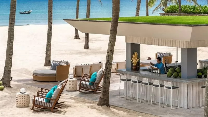 BEACH BAR của Four Seasons Resort