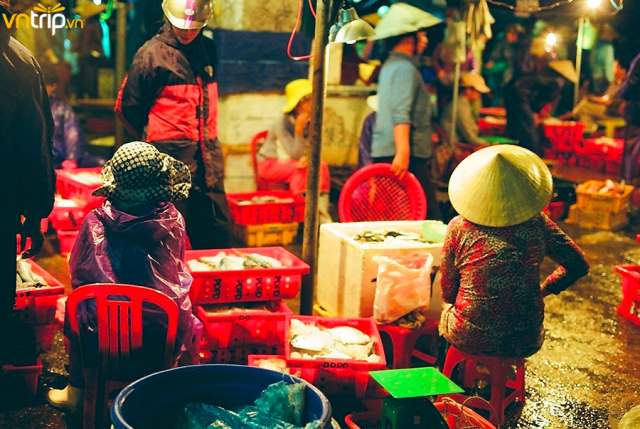 Chợ cá Thanh Hà (Ảnh sưu tầm)