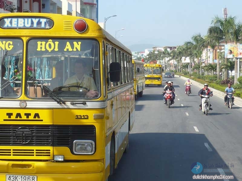 Bus trip from Da Nang to Hoi An