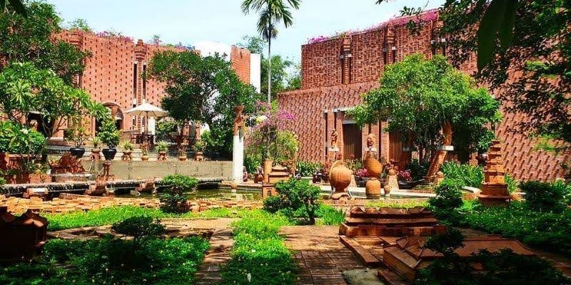 Cảnh thanh bình tại làng gốm Thanh Hà