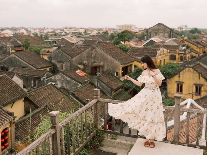 Check in tại quán cafe ở phố cổ Hội An