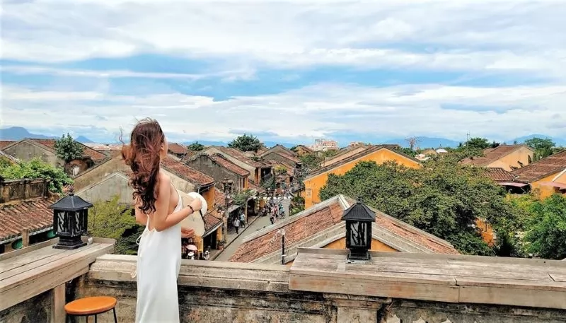 Check in view s&acirc;n thượng ở Hội An