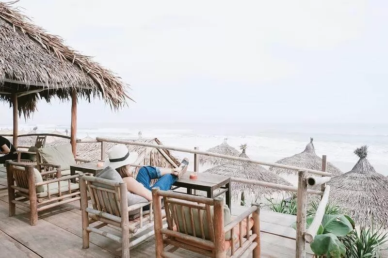 Chill cùng những quán Bar ven biển