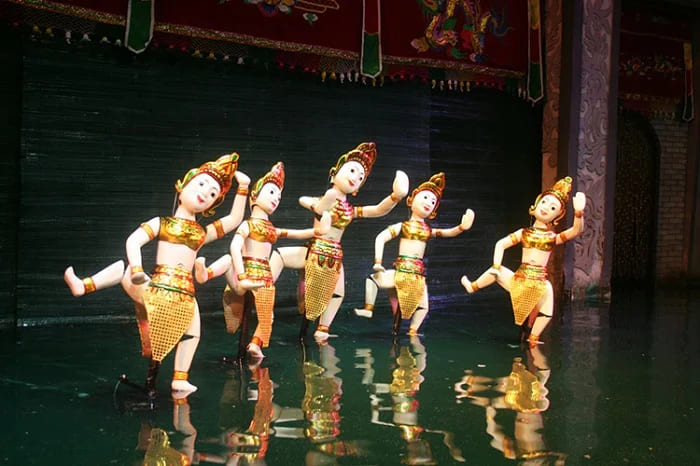 Múa rối nước đã trở thành chương trình biểu diễn nghệ thuật không thể bỏ lỡ khi đến với Hội An