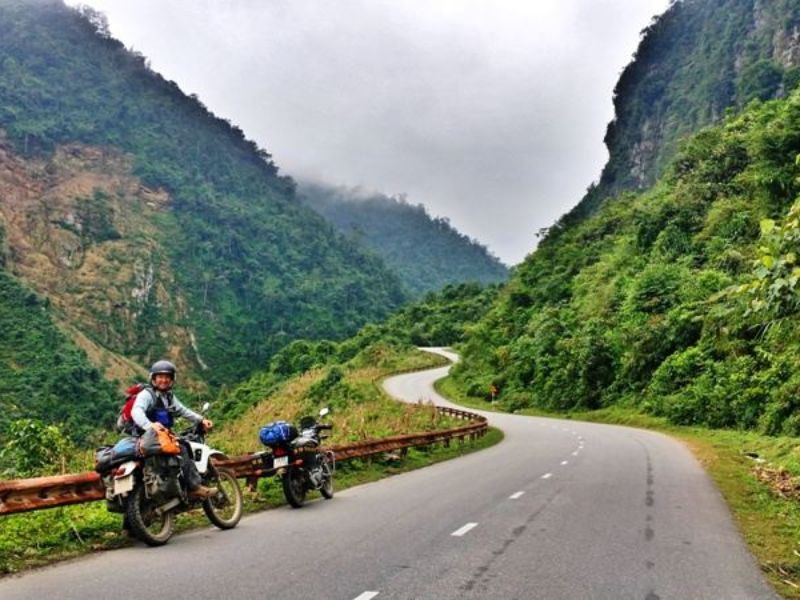 Chuyến đi tự do và đầy phiêu lưu từ Hà Nội đến Hội An bằng xe máy