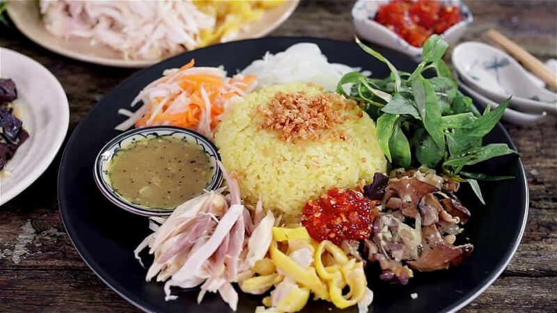 Đĩa cơm gà Xí mang đậm dấu ấn