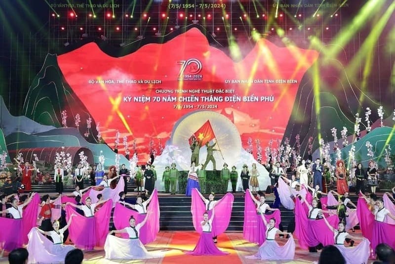 Tiết mục hoành tráng trong chương trình nghệ thuật “Điện Biên Phủ - Mốc vàng lịch sử"