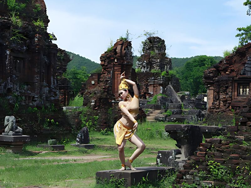 Điệu múa Apsara đầy mê hoặc, tái hiện văn hóa Chăm Pa 