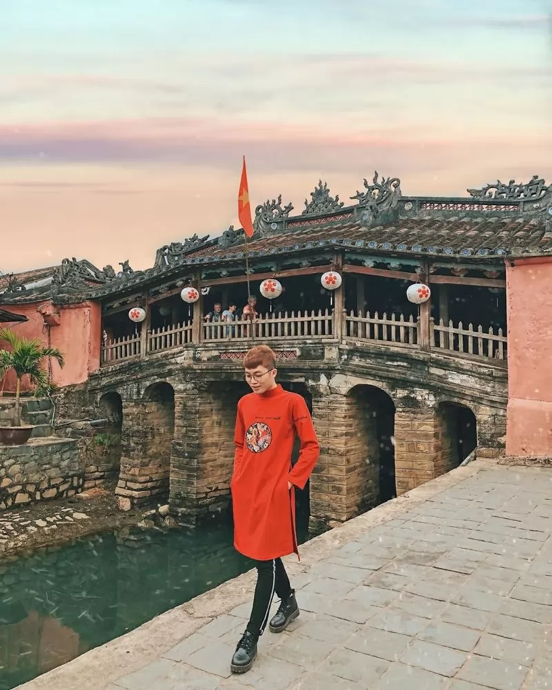 Hình ảnh Chùa Cầu đêm trung thu tại phố cổ Hội An