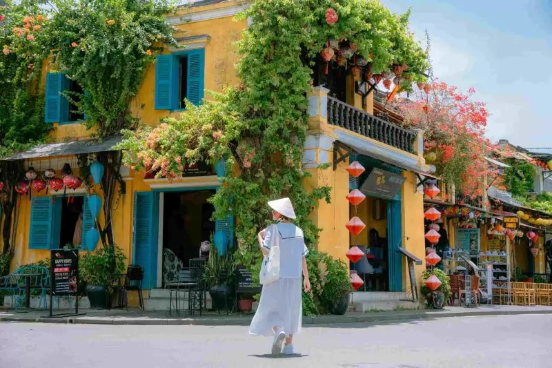 Hoi An Ancient Town vibrantly shines under the sun