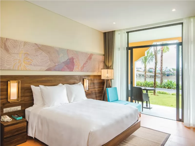 Hoi An Memories Resort & Spa is a luxurious resort near Hoi An Ancient Town with a beautiful pool that you shouldn&rsquo;t miss