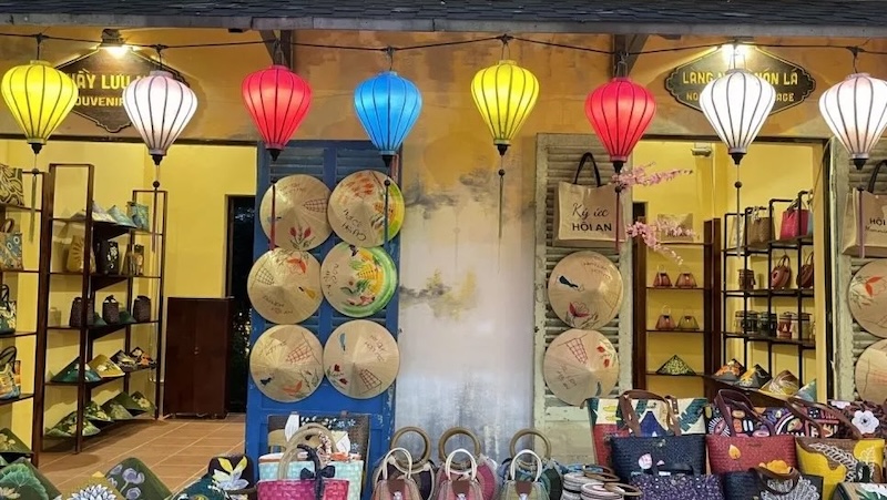 Giftshop tại Đảo Ký Ức Hội An