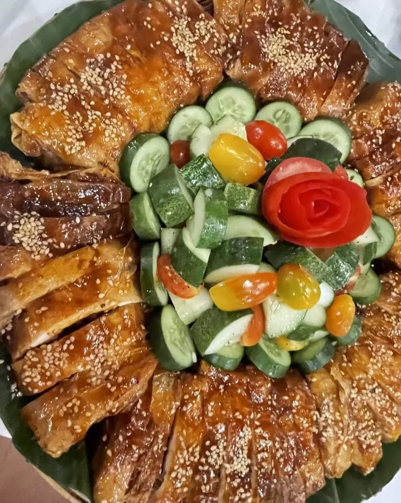 M&oacute;n ngon Hội An tại Ken Vegetarian and Coffee