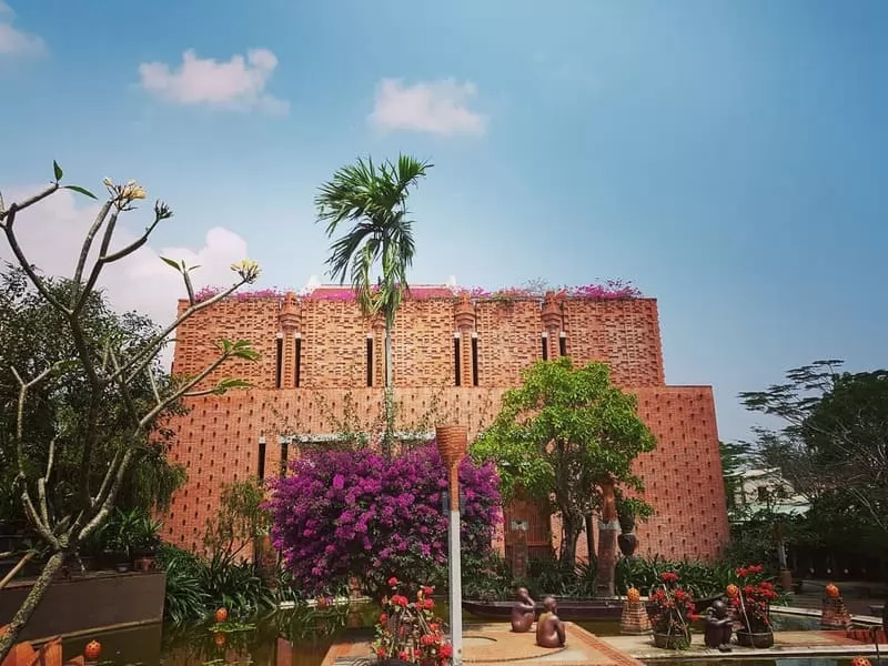 Kh&ocirc;ng gian thanh b&igrave;nh của l&agrave;ng gốm Thanh H&agrave;