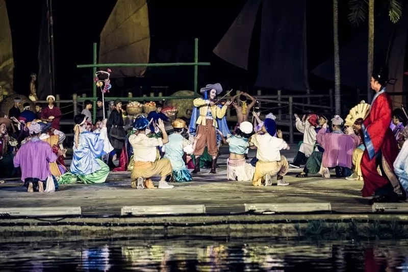 K&yacute; Ức Hội An - Show diễn thực cảnh đẹp nhất thế giới