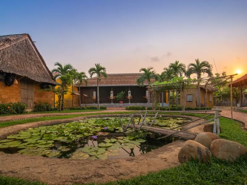 L&agrave;ng - điểm check in đ&ocirc;̣c đáo tại Đảo K&yacute; Ức Hội An