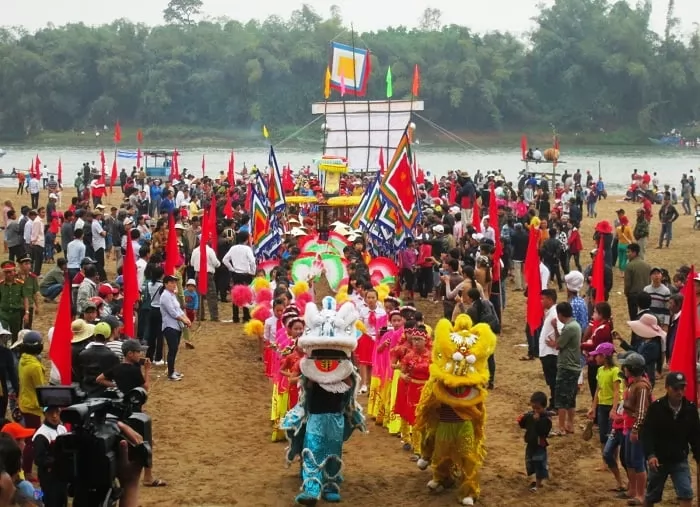 Lễ hội B&agrave; Thu Bồn mang &yacute; nghĩa tưởng nhớ đến b&agrave; Thu Bồn