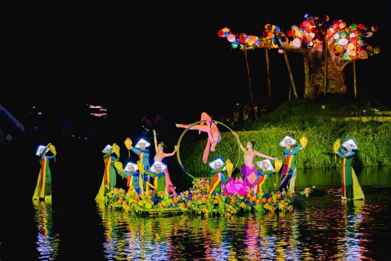 Chương trình đặc sắc tại Lễ hội "Light to sky"