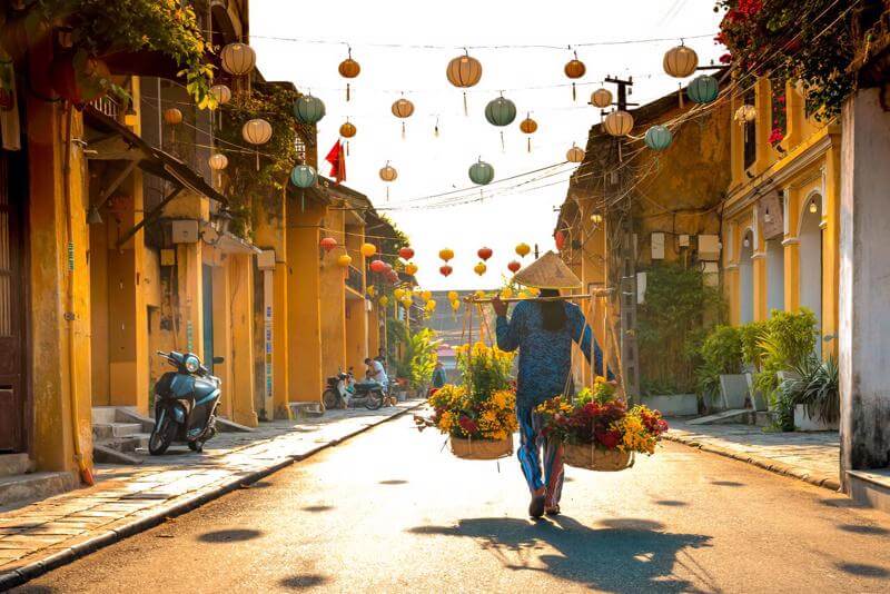 Look for Hoi An weather information to bring necessary clothes