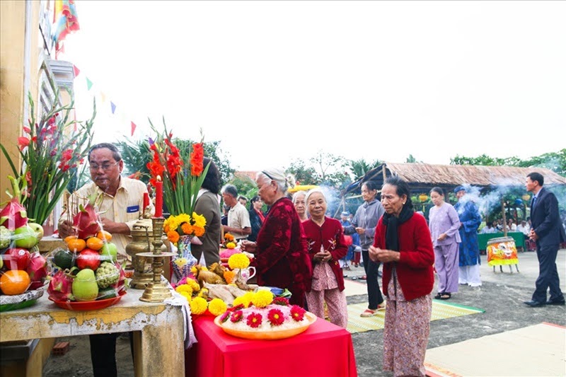 Lễ hội Cầu bông làng rau Trà Quế
