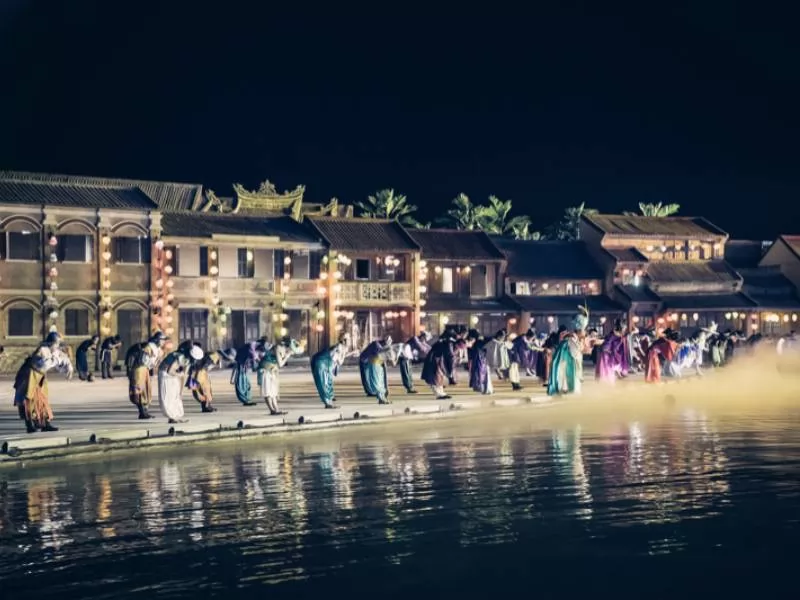 M&agrave;n 4: Hội Nhập - Sắc m&agrave;u rực rỡ