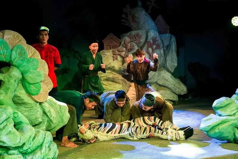 M&agrave;n tr&igrave;nh diễn h&ograve; đả hổ kh&ocirc;ng chỉ phục vụ mục đ&iacute;ch giải tr&iacute; m&agrave; c&ograve;n g&oacute;p phần bảo tồn v&agrave; ph&aacute;t huy gi&aacute; trị văn h&oacute;a truyền thống