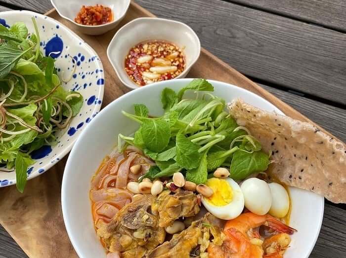 Mì Quảng - món ngon Hội An bắt nguồn từ hạt lúa mì của người dân du mục Tân Cương