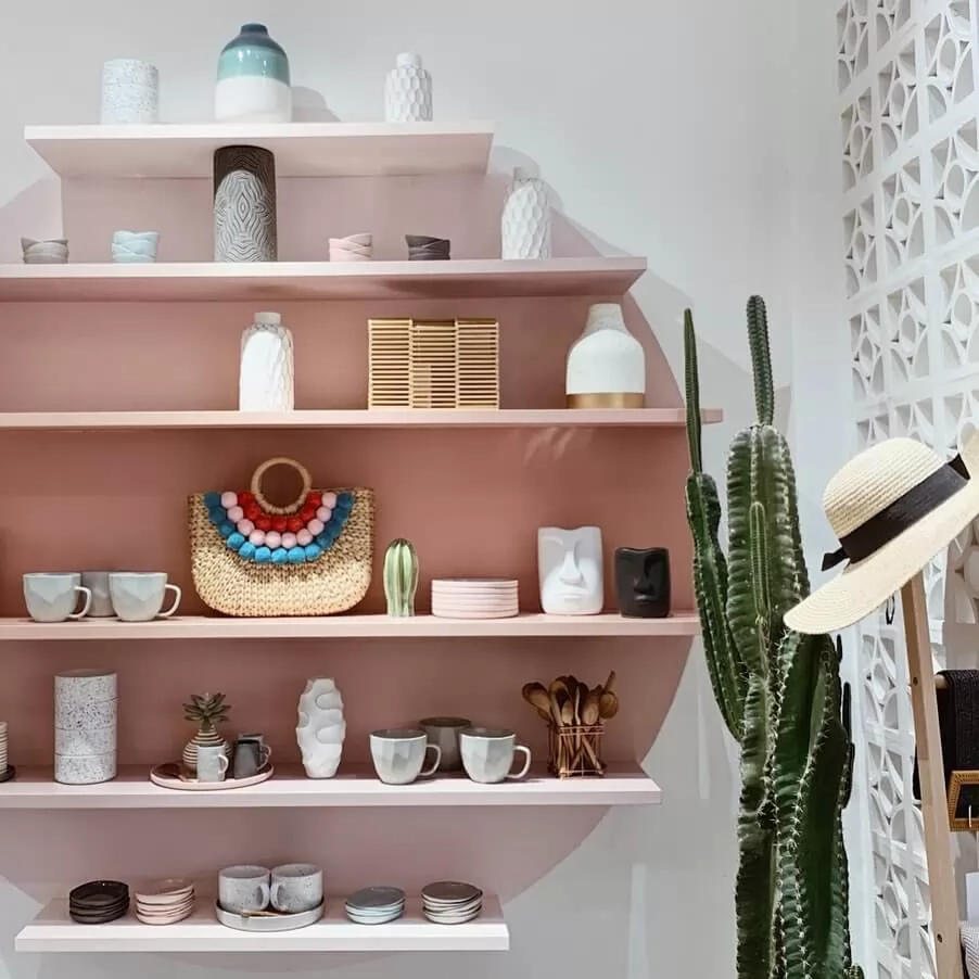 Một g&oacute;c nhỏ tại cửa tiệm Sunday in Hoi An