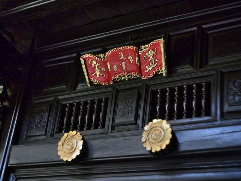 Nhà cổ với đôi mắt cửa độc đáo là minh chứng sống động cho câu hỏi Hội An có gì đặc biệt trong văn hóa kiến trúc