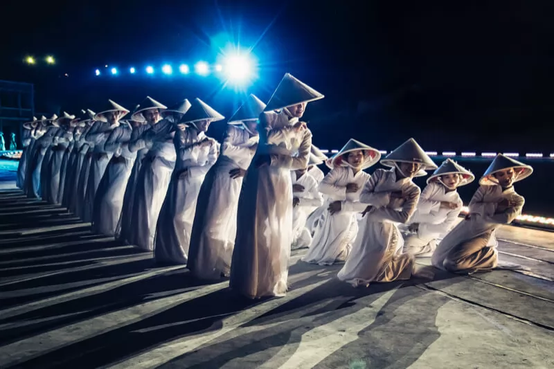 Du lịch trải nghiệm văn hóa lên ngôi: Khám phá thế giới biểu diễn thực cảnh đầy mê hoặc