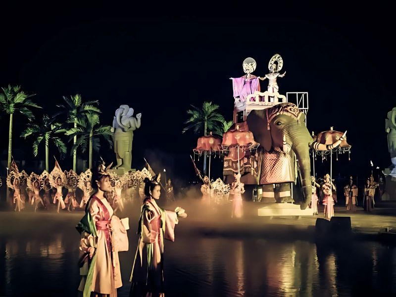 Sân khấu thực cảnh ngoài trời của Ký Ức Hội An trải rộng trên diện tích 25.000 m², tạo nên bối cảnh sống động