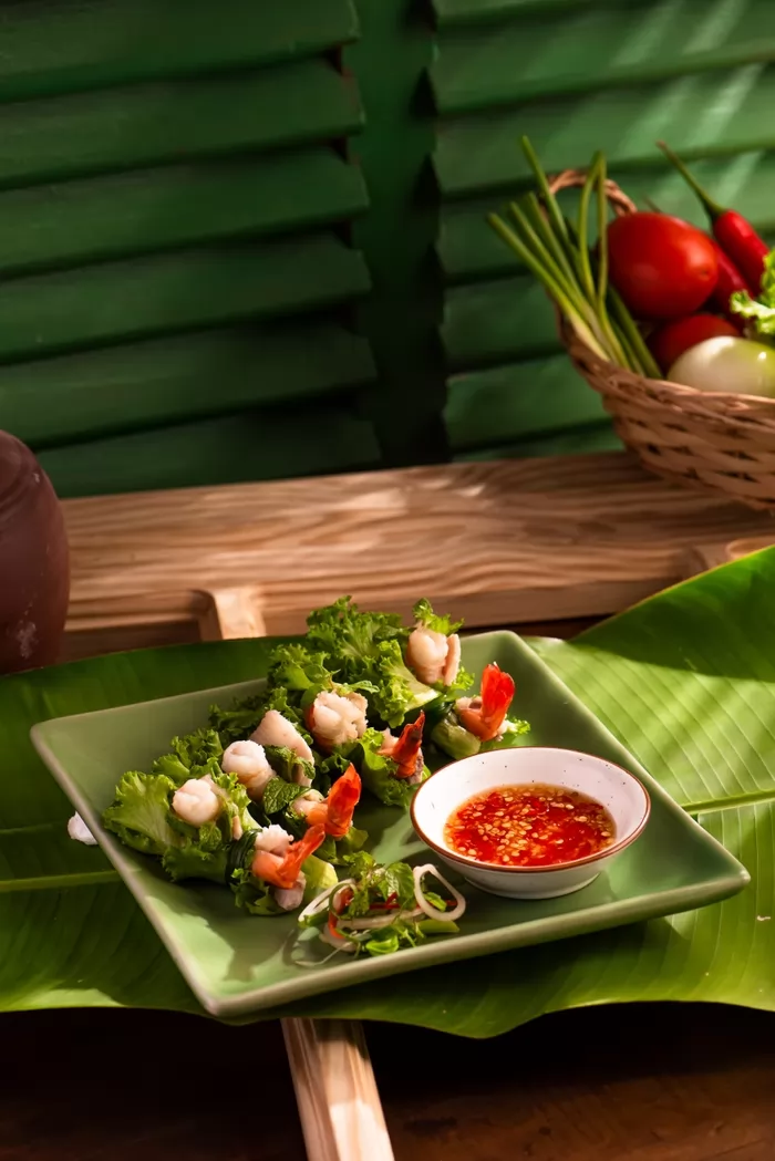 Nh&agrave; h&agrave;ng N&oacute;n L&aacute; với thiết kế độc đ&aacute;o, nơi hội tụ tinh hoa ẩm thực Việt Nam