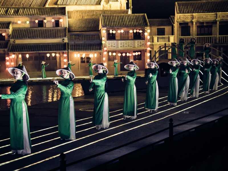 Show diễn Ký Ức Hội An, một chương trình biểu diễn nghệ thuật thực cảnh