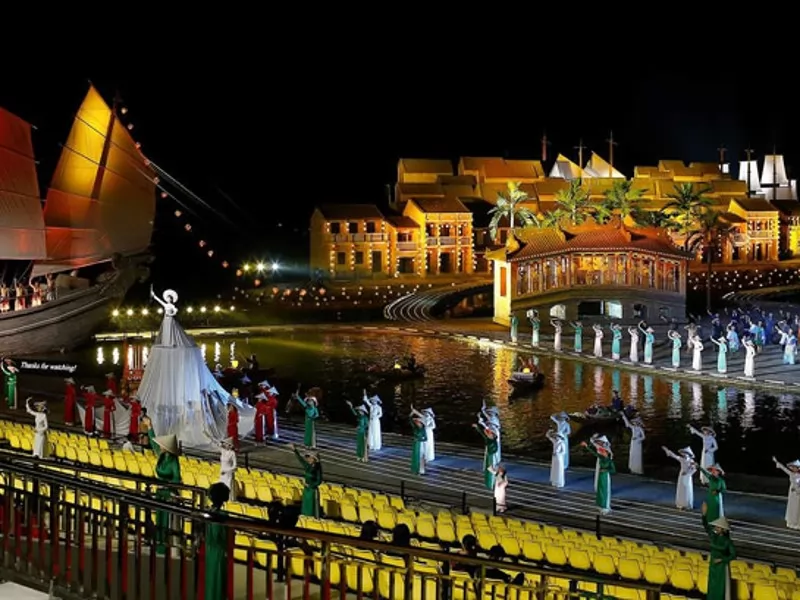 Show diễn thực cảnh K&yacute; Ức Hội An g&acirc;y được ấn tượng mạnh cho du kh&aacute;ch