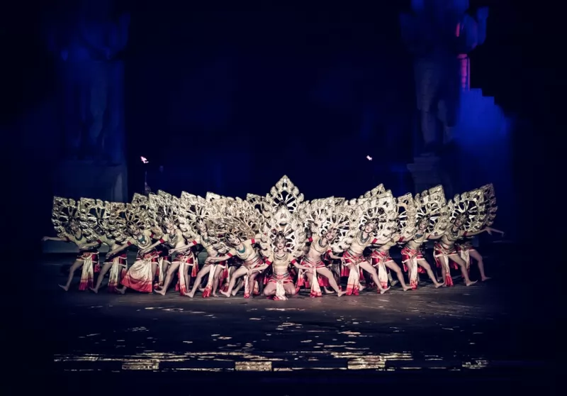 Mọi bối cảnh, phục trang, hiệu ứng đều được d&agrave;n dựng chi tiết