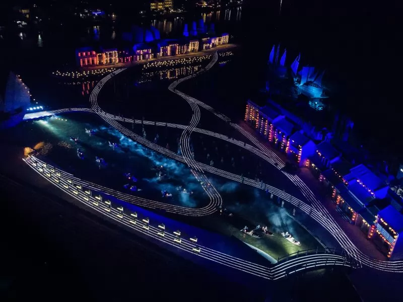 Tầm nh&igrave;n to&agrave;n cảnh s&acirc;n khấu từ tr&ecirc;n cao