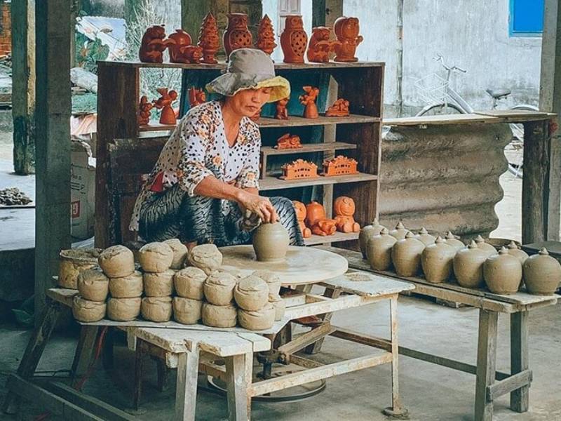 Thanh Ha Pottery Village
