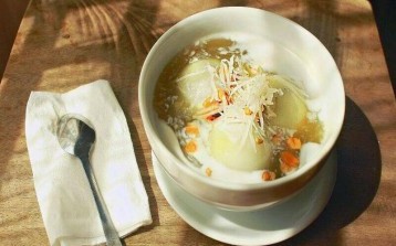 The unforgettable flavors of Hoi An's specialty sweet soups: Conquer the sweet soup map